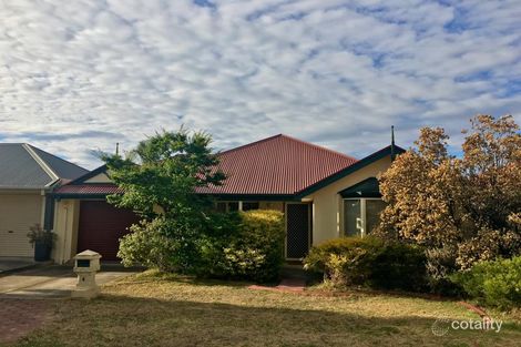 8 Knapman Cres, Port Adelaide, SA 5015