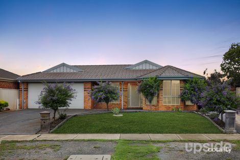 16 Lomandra Bowl, Harkness, VIC 3337