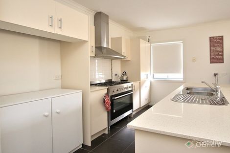 Property photo of 123 Blue Horizons Way Pakenham VIC 3810