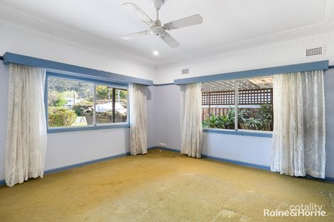 2a Lynnette Cres, East Gosford, NSW 2250