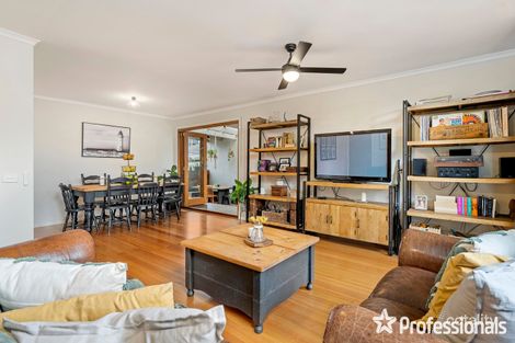 Property photo of 14 Highpoint Avenue Mooroolbark VIC 3138