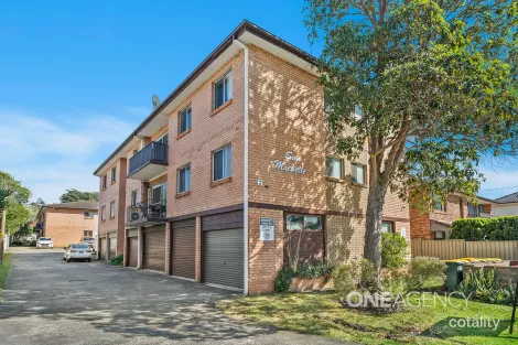 Property photo of 3/6 Mackie Street Coniston NSW 2500