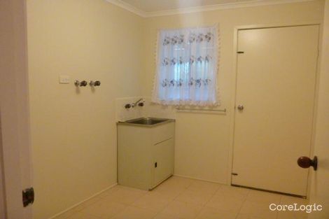 Property photo of 26 Meadow Wood Walk Narre Warren VIC 3805