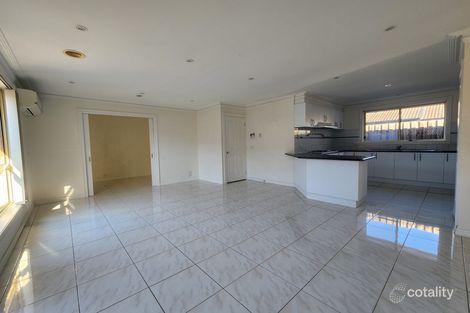 Property photo of 13 Tamora Way Sydenham VIC 3037