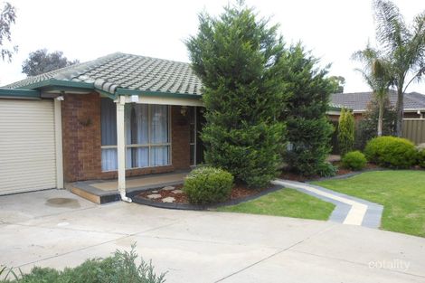 2 Redford Ct, Paralowie, SA 5108