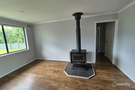 Property photo of 9 Robert Crescent West Wodonga VIC 3690