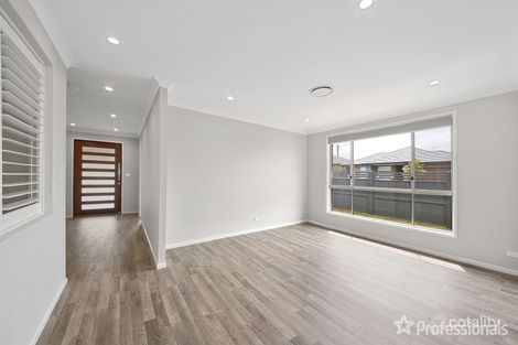 Property photo of 32 Kobady Avenue Cobbitty NSW 2570