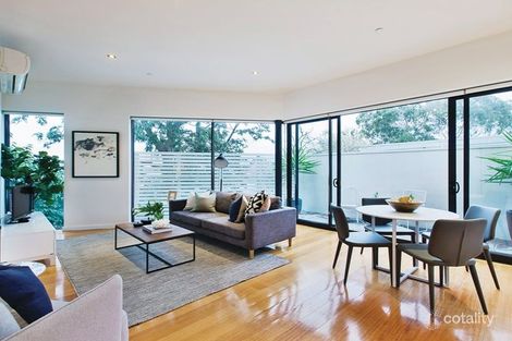 Property photo of 10/421 Tooronga Road Hawthorn East VIC 3123