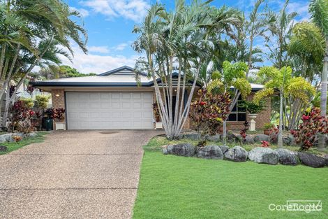 18 Roberts Rd, Pacific Heights, QLD 4703