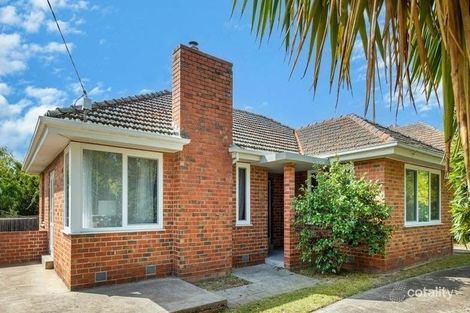 18 Violet Gr, Kew East, VIC 3102