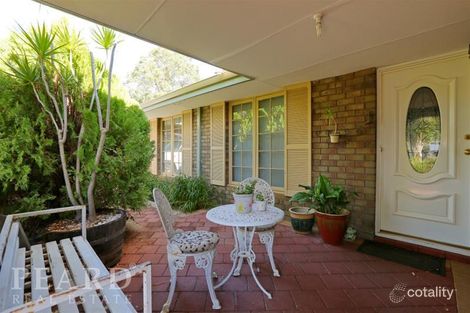 Property photo of 33 Parkfield Road Kelmscott WA 6111