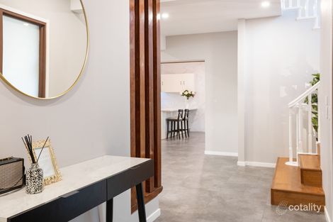 Property photo of 20 Blair Athol Crescent Bundall QLD 4217