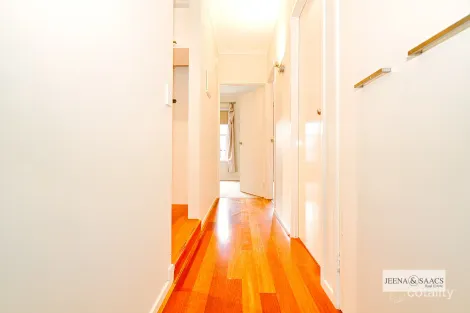Property photo of 12/30 Miles Street Southbank VIC 3006