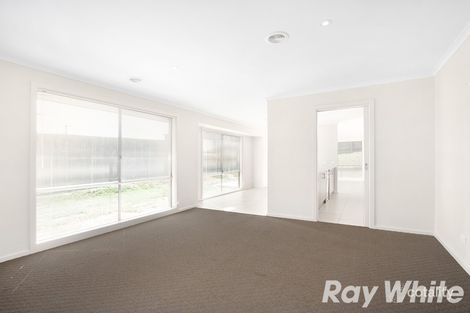 Property photo of 20 Manna Gum Drive Pakenham VIC 3810