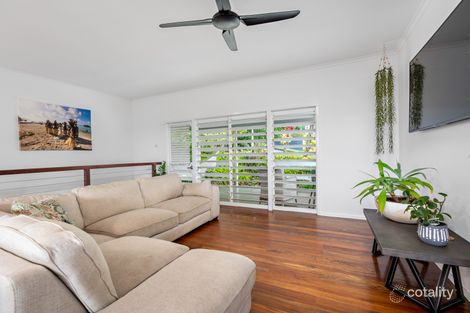 Property photo of 10 Blue Hills Crescent Freshwater QLD 4870