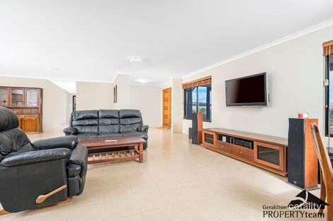Property photo of 11 Tamarisk Way Woorree WA 6530