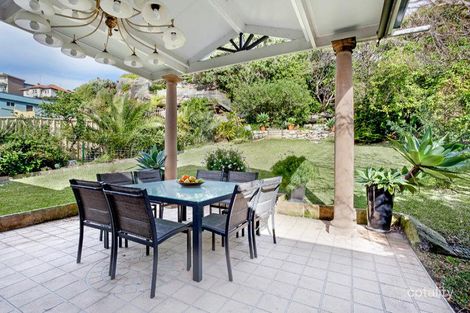 43 Undercliff Rd, Freshwater, NSW 2096
