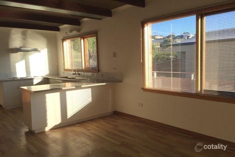 Property photo of 76 Ocean Esplanade Blackmans Bay TAS 7052