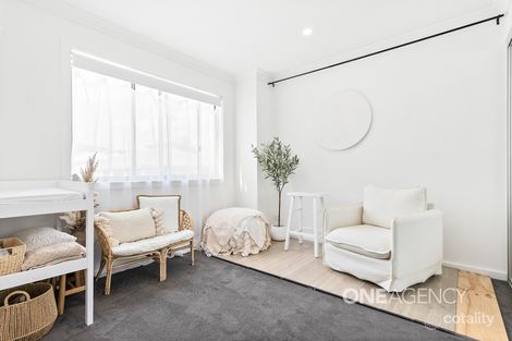 Property photo of 176B Sheaffes Road Stream Hill NSW 2526