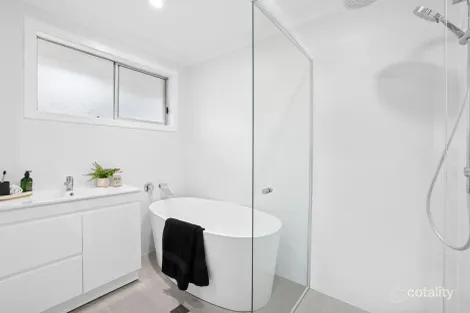 Property photo of 18 Kalimna Drive Baulkham Hills NSW 2153