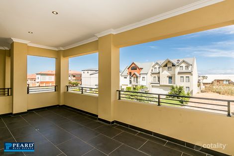 Property photo of 32 Toulon Circle Mindarie WA 6030