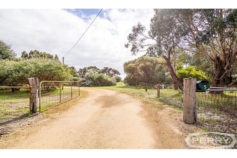 5 Sunshine Pl, Nambeelup, WA 6207