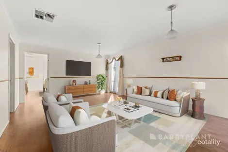 Property photo of 1 Terri-Ester Drive Berwick VIC 3806