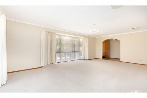 Property photo of 7 Leahe Close Sale VIC 3850