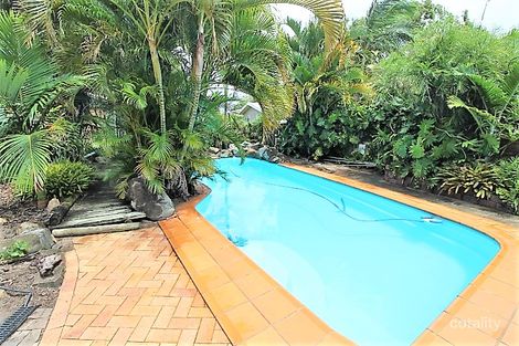 Property photo of 5 Lenesha Drive Andergrove QLD 4740