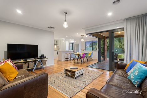 Property photo of 4 Highland Avenue Croydon VIC 3136