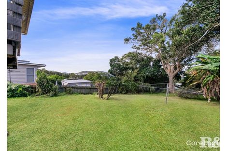 Property photo of 26 Nioka Avenue Point Clare NSW 2250