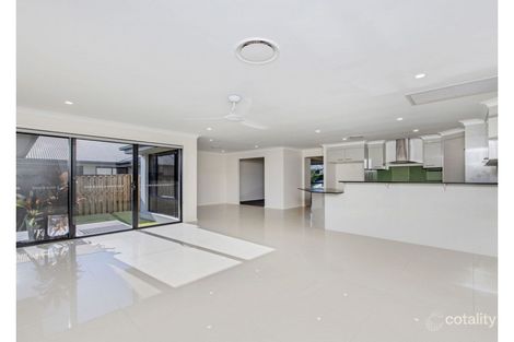 Property photo of 35 Daylesford Circuit Ormeau QLD 4208