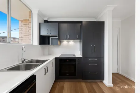 1/15 Amelia St, Coorparoo, QLD 4151