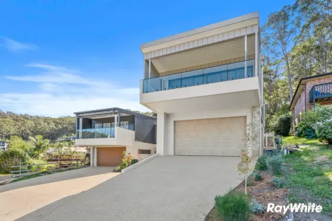 Property photo of 6 Alexander Place North Narooma NSW 2546