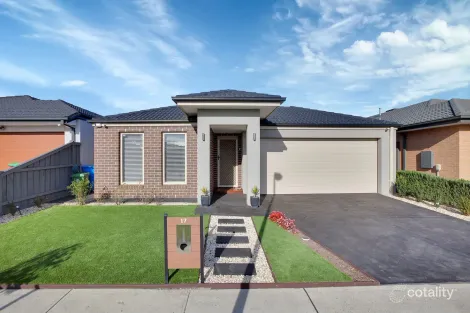 17 Rainford Cres, Lyndhurst, VIC 3975