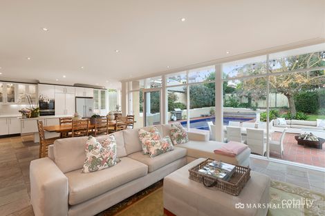 Property photo of 33 Dorrington Avenue Glen Iris VIC 3146