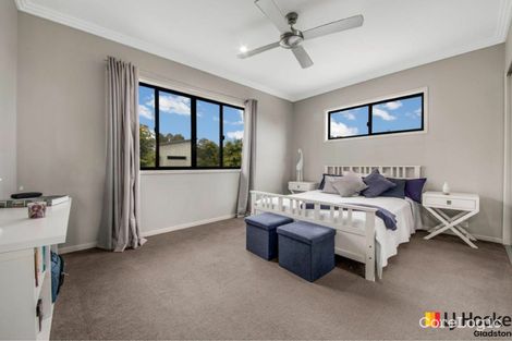 Property photo of 27 West Ridge Crescent West Gladstone QLD 4680