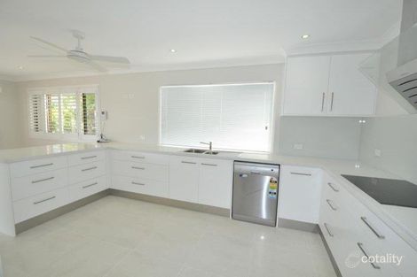 Property photo of 27 Daimler Drive Bundall QLD 4217