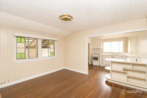 Property photo of 27 Brisbane Street Ayr QLD 4807
