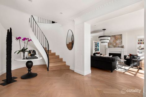 Property photo of 32 Sargood Street Toorak VIC 3142