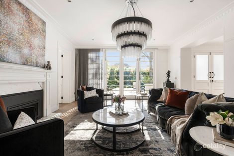 Property photo of 32 Sargood Street Toorak VIC 3142