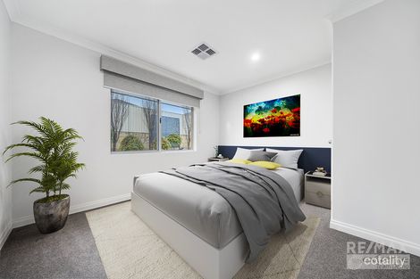 Property photo of 18 Carothers Meander Tapping WA 6065
