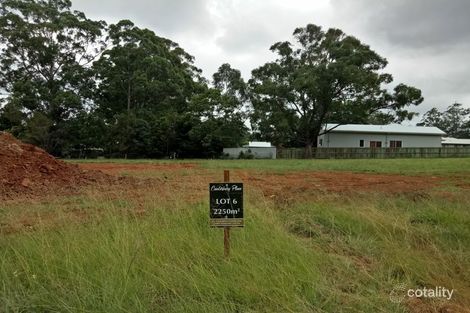 Property photo of 6 Canterbury Place Hampton QLD 4352
