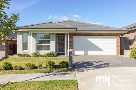 Property photo of 30 Oaklands Circuit Gregory Hills NSW 2557