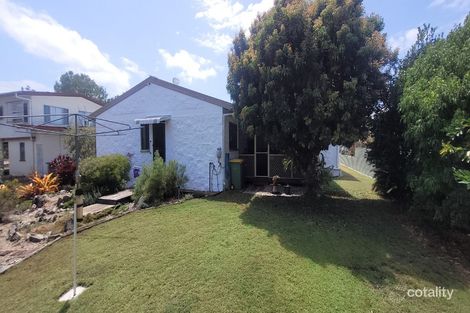 23 Trevally St, Taylors Beach, QLD 4850