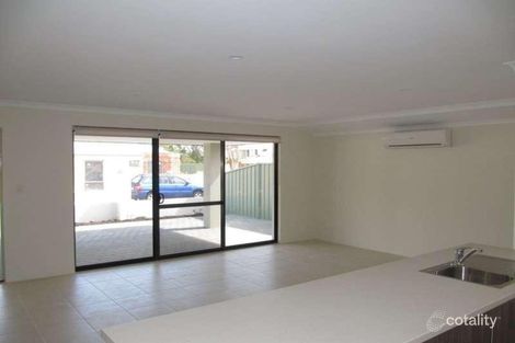 Property photo of 58 Encourage Loop Dudley Park WA 6210