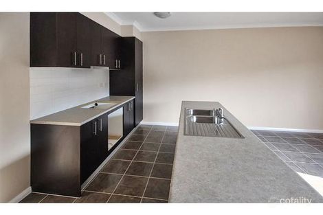 Property photo of 3/37-39 Valencia Circuit Cranbourne VIC 3977