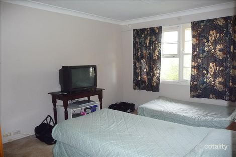 Property photo of 6 Wyee Place Greystanes NSW 2145