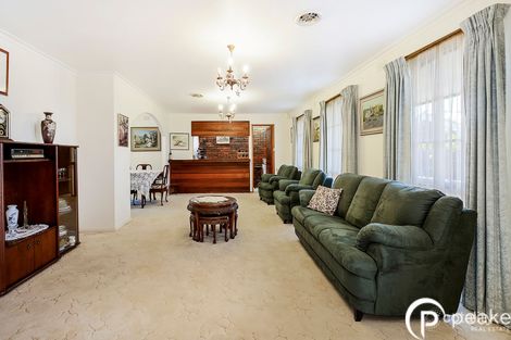 Property photo of 3 Buchanan Road Berwick VIC 3806