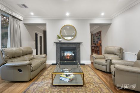 Property photo of 32 Lyall Drive Werribee VIC 3030